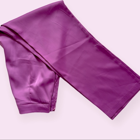 Premium quality Blazer And Pants Set - Picture 3 of 9